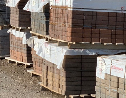 Bulk Outdoor Landscaping Bricks in Brownstown, MI | Freeport Stone - brick2